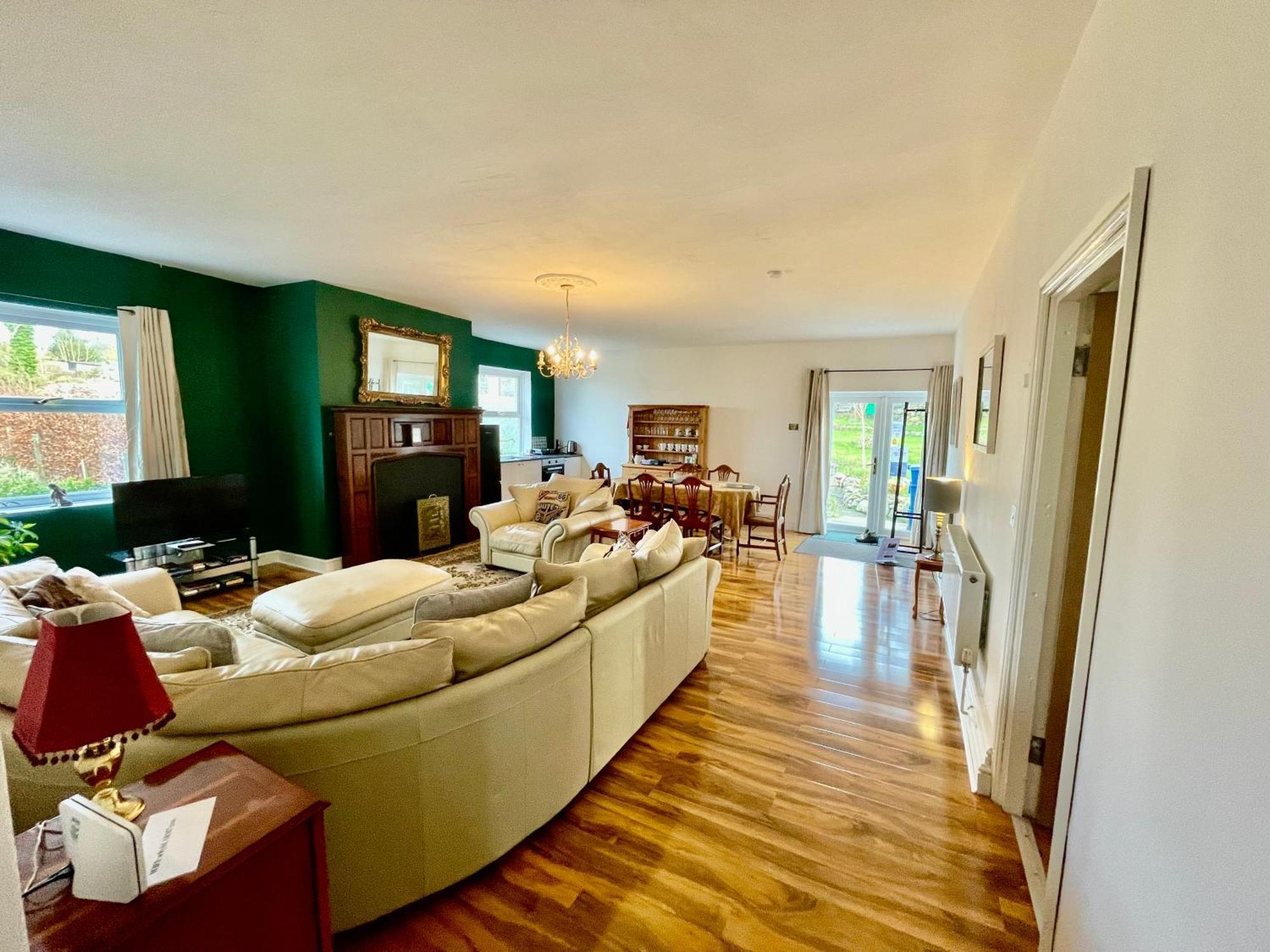 Spacious 3 Bedroom Garden Apartment In Snowdonia National Park Garndolbenmaen المظهر الخارجي الصورة